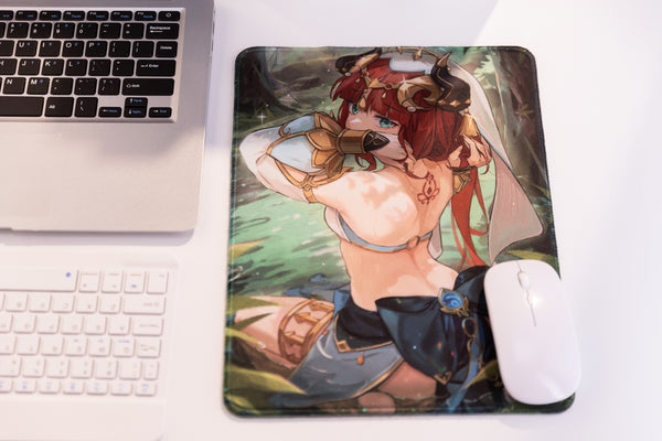 Nilou Dressing - Genshin Impact Desktop Mat/MousePad